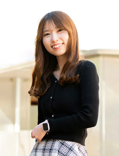 小泉 亜夕