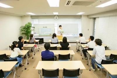 気象予報士資格取得支援・教育事業